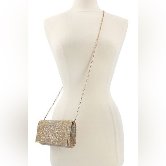 Gunne Sax By Jessica McClintock Chloe
Gold iridescent rhinestone,snap,dressy - Picture 13 of 13